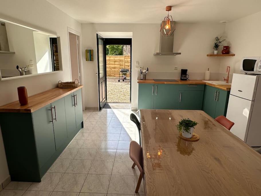 Holiday home La P'tite Maison De Treho Trehorenteuc